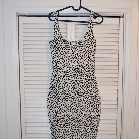 CottonOn white printed dress - Picture 3 of 3